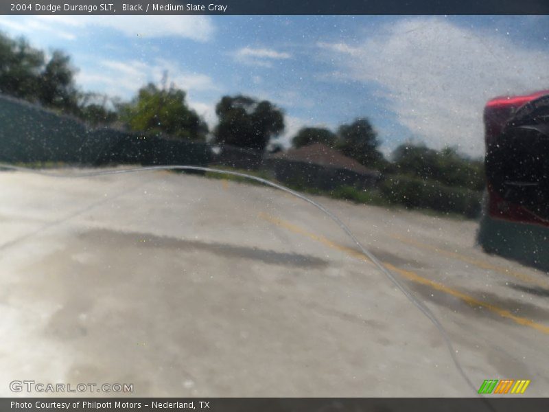 Black / Medium Slate Gray 2004 Dodge Durango SLT