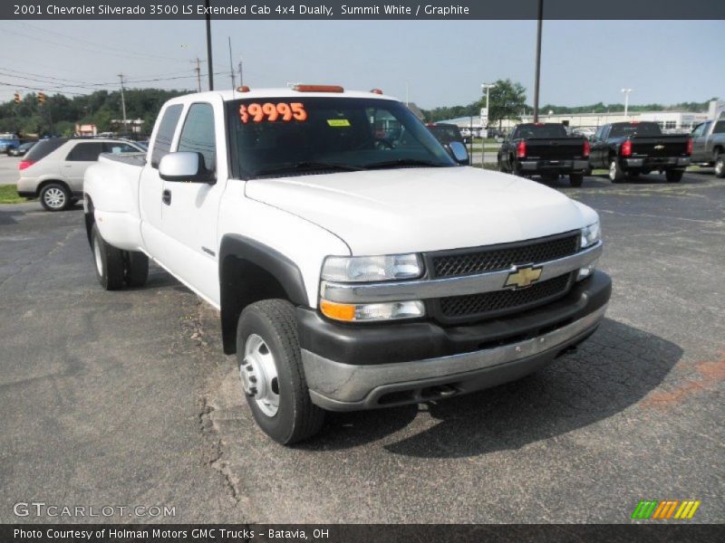 Front 3/4 View of 2001 Silverado 3500 LS Extended Cab 4x4 Dually