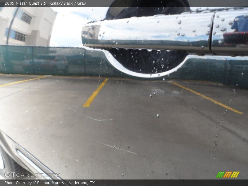 Galaxy Black / Gray 2005 Nissan Quest 3.5