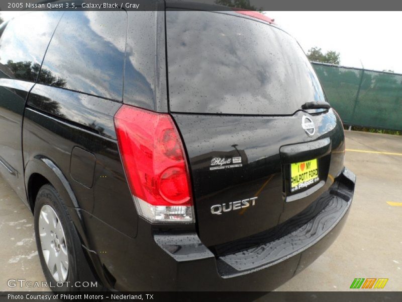 Galaxy Black / Gray 2005 Nissan Quest 3.5