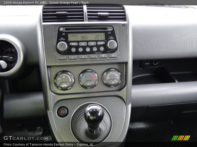 Controls of 2004 Element EX AWD