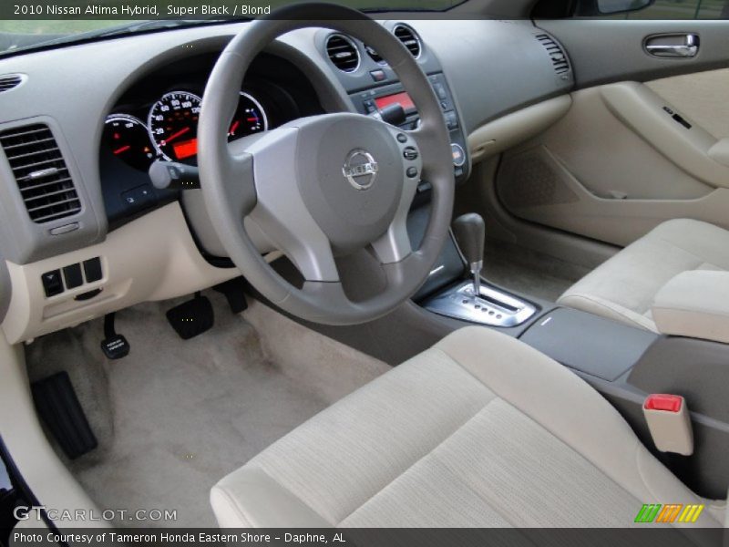  2010 Altima Hybrid Blond Interior
