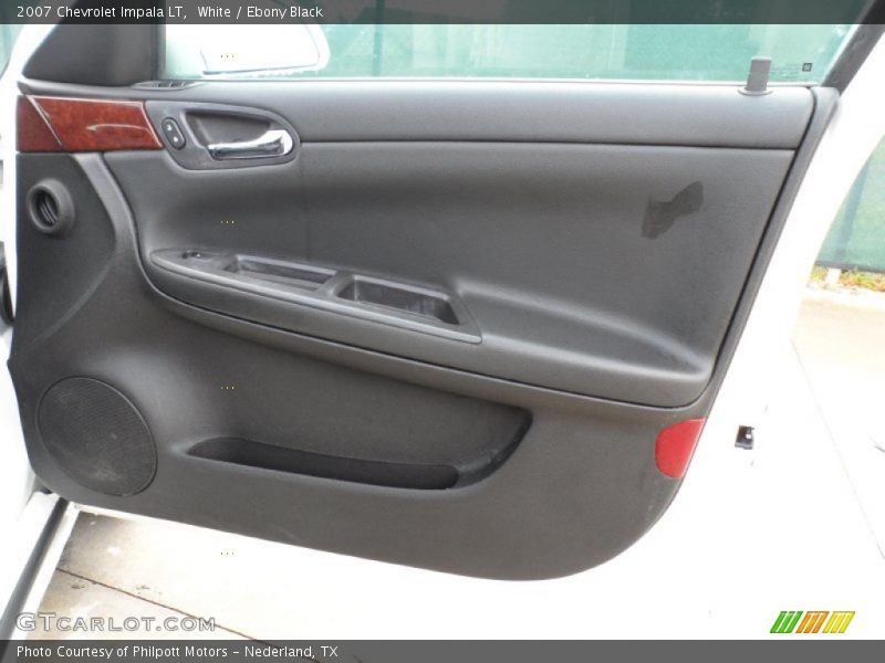 White / Ebony Black 2007 Chevrolet Impala LT