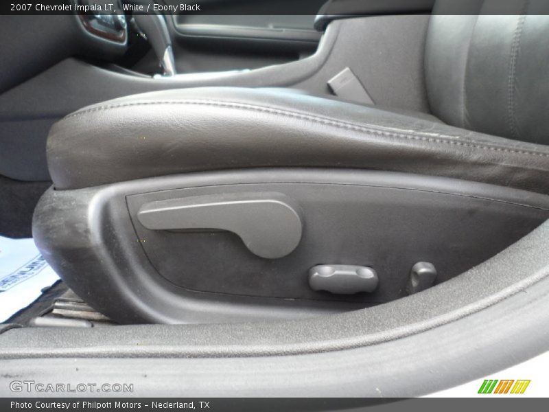 White / Ebony Black 2007 Chevrolet Impala LT
