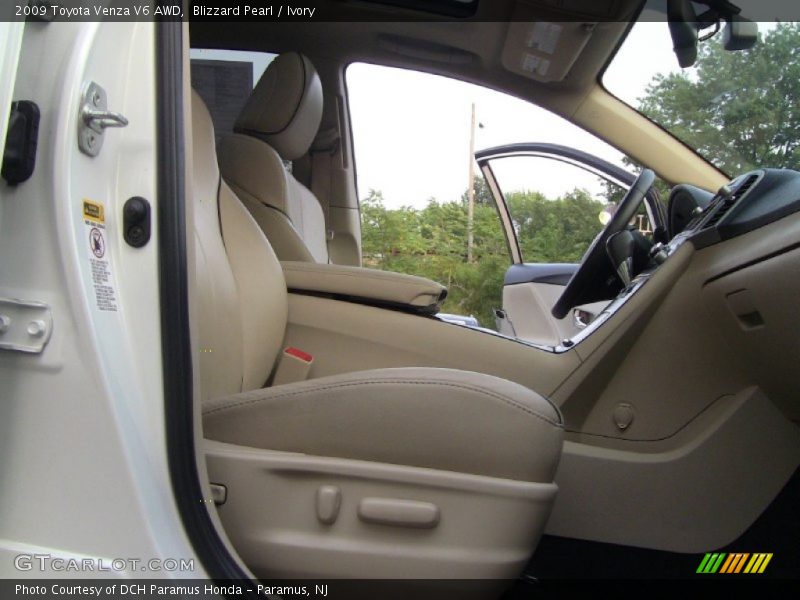 Blizzard Pearl / Ivory 2009 Toyota Venza V6 AWD