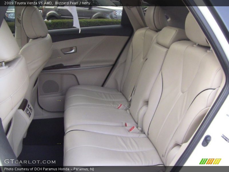 Blizzard Pearl / Ivory 2009 Toyota Venza V6 AWD
