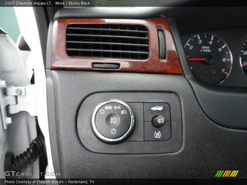 White / Ebony Black 2007 Chevrolet Impala LT