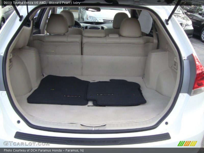 Blizzard Pearl / Ivory 2009 Toyota Venza V6 AWD