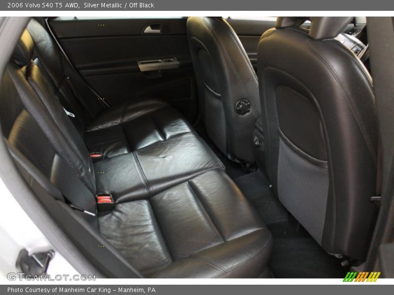 Silver Metallic / Off Black 2006 Volvo S40 T5 AWD
