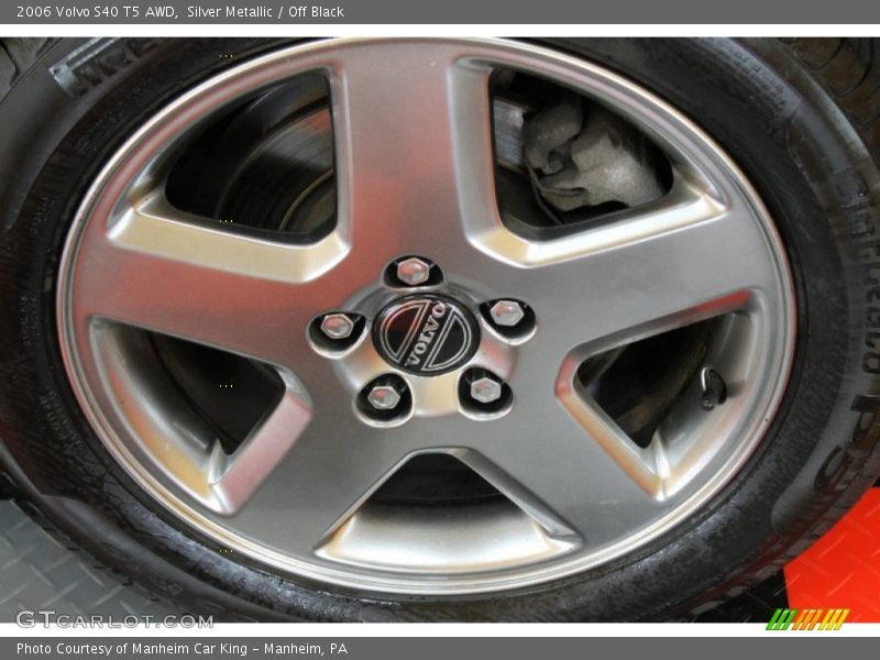 Silver Metallic / Off Black 2006 Volvo S40 T5 AWD