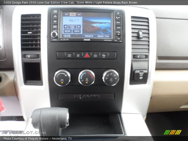 Stone White / Light Pebble Beige/Bark Brown 2009 Dodge Ram 1500 Lone Star Edition Crew Cab