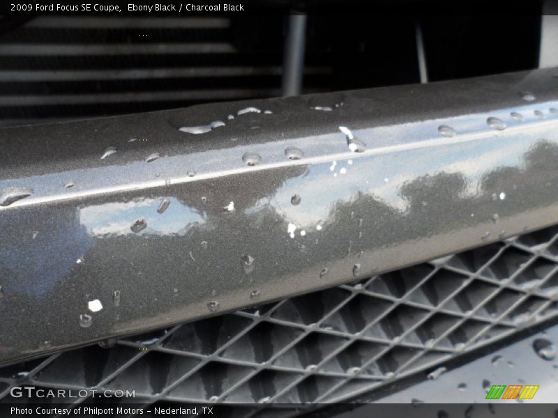 Ebony Black / Charcoal Black 2009 Ford Focus SE Coupe