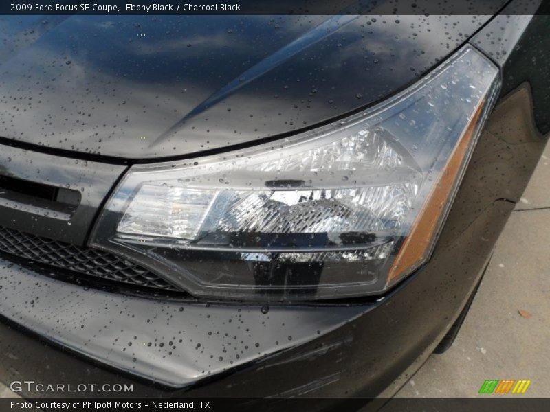 Ebony Black / Charcoal Black 2009 Ford Focus SE Coupe