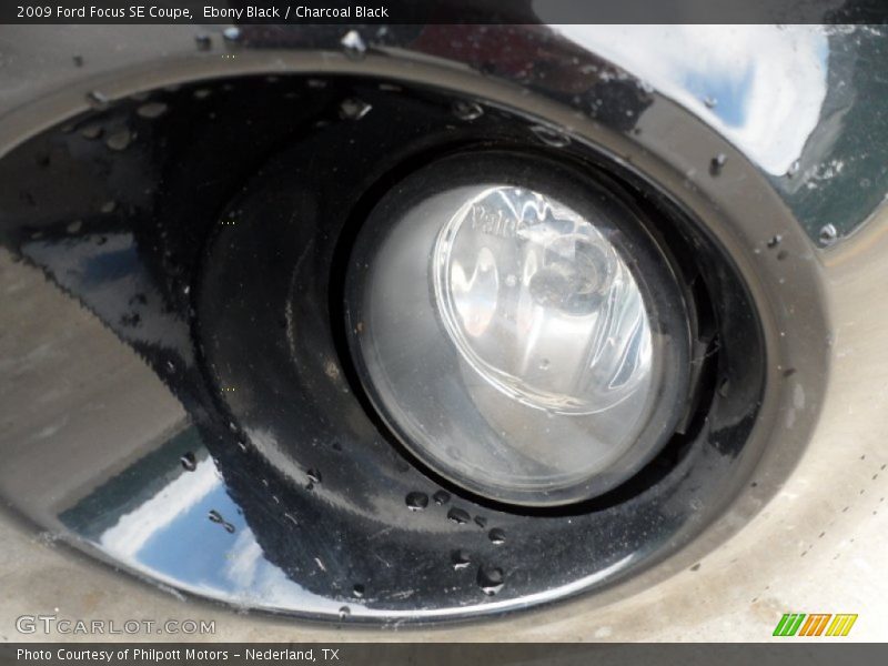Ebony Black / Charcoal Black 2009 Ford Focus SE Coupe