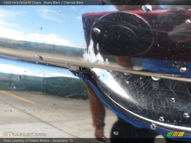 Ebony Black / Charcoal Black 2009 Ford Focus SE Coupe