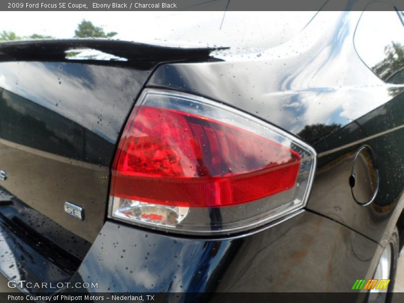 Ebony Black / Charcoal Black 2009 Ford Focus SE Coupe
