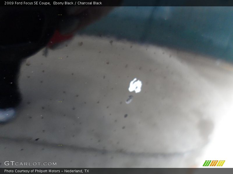 Ebony Black / Charcoal Black 2009 Ford Focus SE Coupe