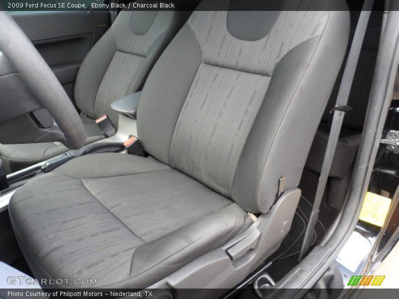 Ebony Black / Charcoal Black 2009 Ford Focus SE Coupe