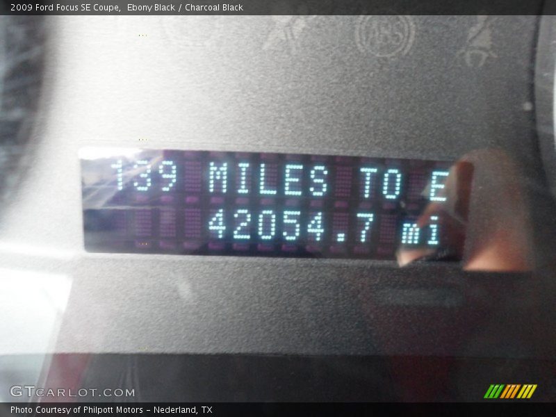 Ebony Black / Charcoal Black 2009 Ford Focus SE Coupe
