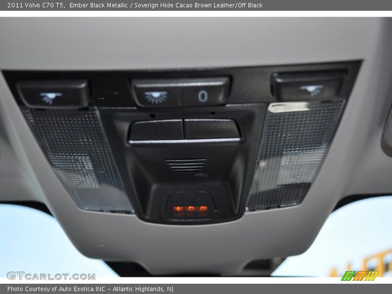 Ember Black Metallic / Soverign Hide Cacao Brown Leather/Off Black 2011 Volvo C70 T5