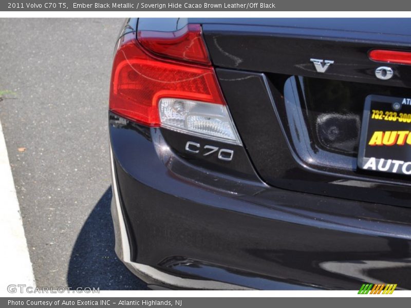 Ember Black Metallic / Soverign Hide Cacao Brown Leather/Off Black 2011 Volvo C70 T5