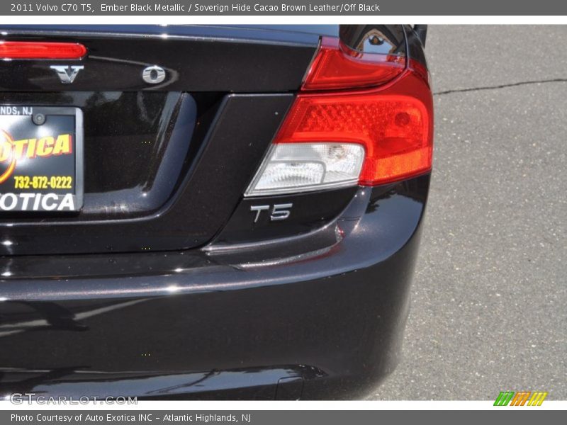 Ember Black Metallic / Soverign Hide Cacao Brown Leather/Off Black 2011 Volvo C70 T5