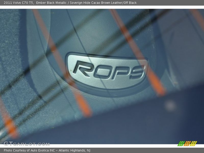 Ember Black Metallic / Soverign Hide Cacao Brown Leather/Off Black 2011 Volvo C70 T5