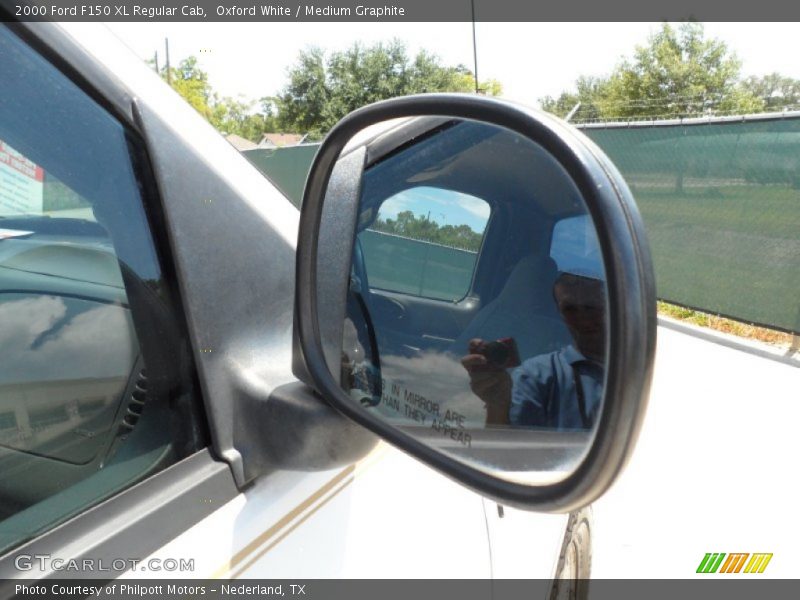 Oxford White / Medium Graphite 2000 Ford F150 XL Regular Cab