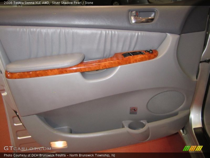 Silver Shadow Pearl / Stone 2008 Toyota Sienna XLE AWD