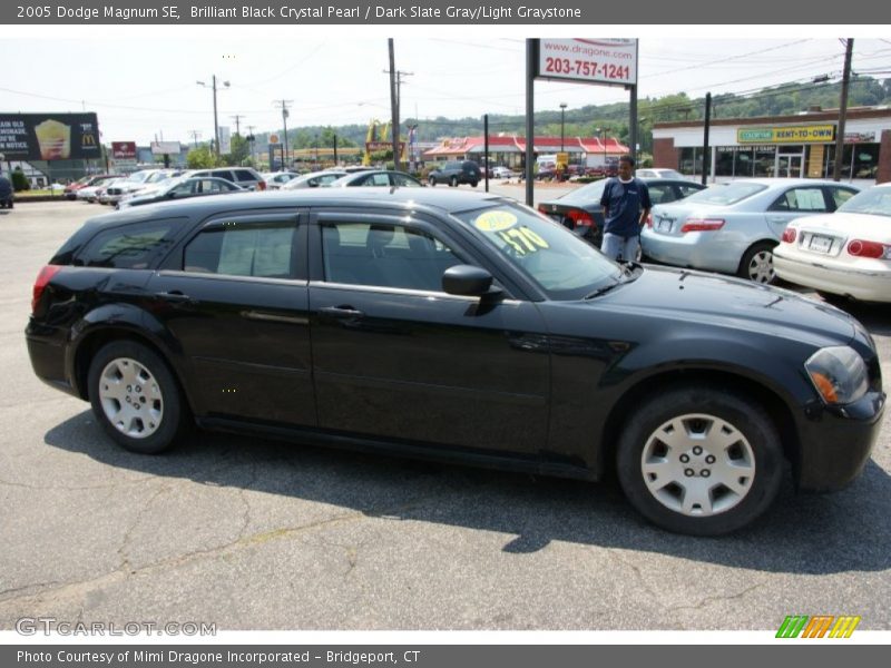 Brilliant Black Crystal Pearl / Dark Slate Gray/Light Graystone 2005 Dodge Magnum SE