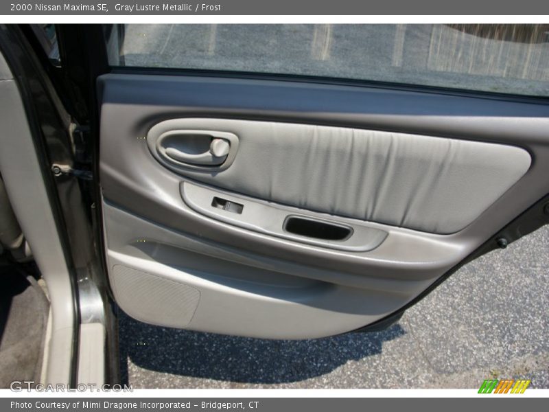 Gray Lustre Metallic / Frost 2000 Nissan Maxima SE
