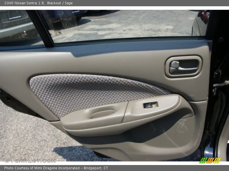 Blackout / Sage 2006 Nissan Sentra 1.8