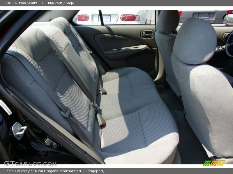 Blackout / Sage 2006 Nissan Sentra 1.8