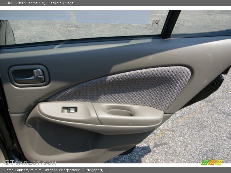 Blackout / Sage 2006 Nissan Sentra 1.8