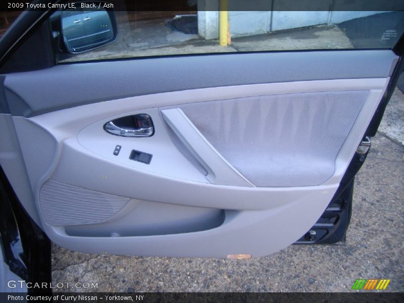 Black / Ash 2009 Toyota Camry LE