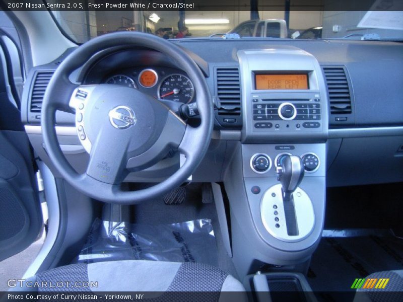 Fresh Powder White / Charcoal/Steel 2007 Nissan Sentra 2.0 S