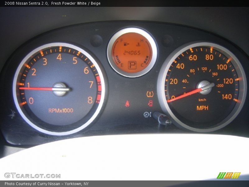 Fresh Powder White / Beige 2008 Nissan Sentra 2.0