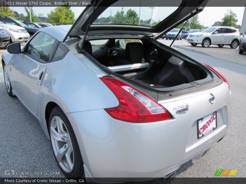 Brilliant Silver / Black 2011 Nissan 370Z Coupe