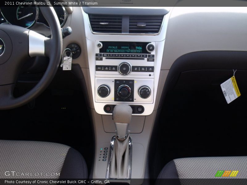 Summit White / Titanium 2011 Chevrolet Malibu LS