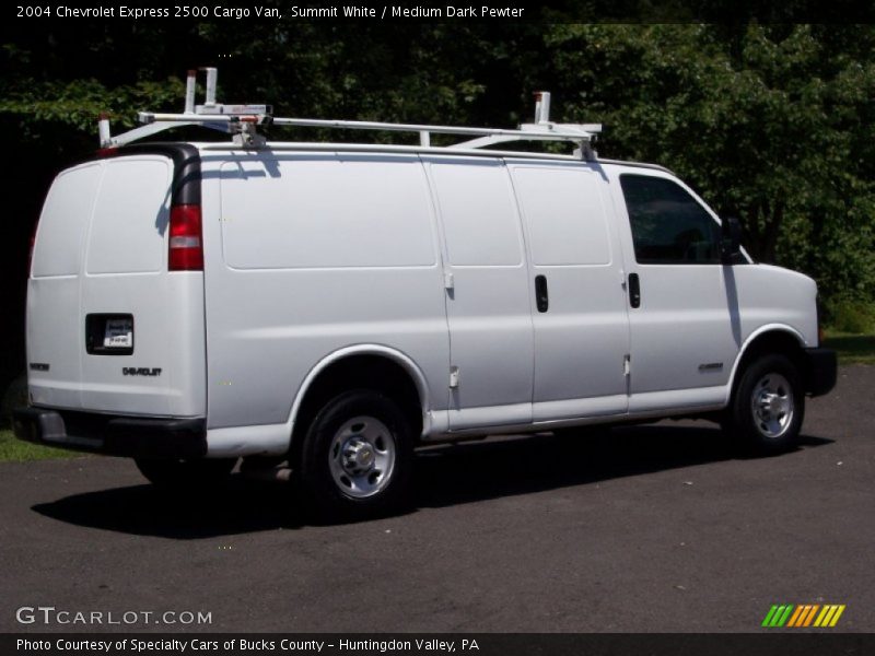 Summit White / Medium Dark Pewter 2004 Chevrolet Express 2500 Cargo Van