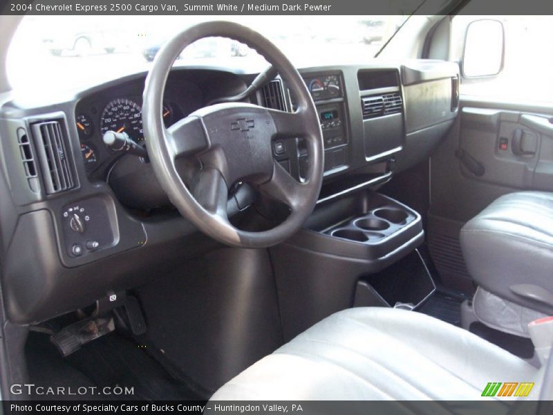 Summit White / Medium Dark Pewter 2004 Chevrolet Express 2500 Cargo Van