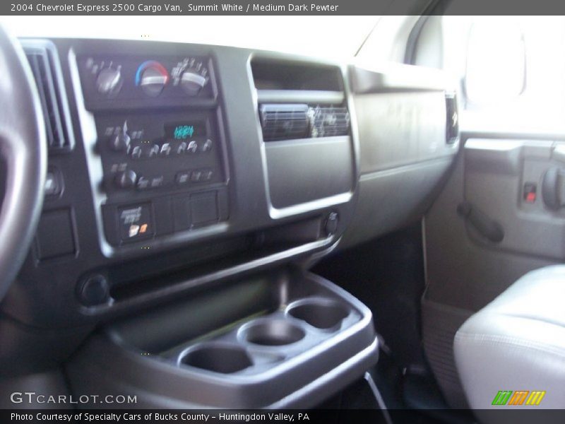 Summit White / Medium Dark Pewter 2004 Chevrolet Express 2500 Cargo Van