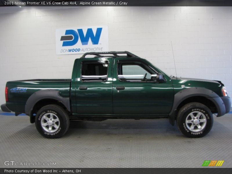 Alpine Green Metallic / Gray 2001 Nissan Frontier XE V6 Crew Cab 4x4