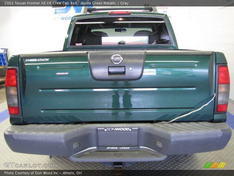 Alpine Green Metallic / Gray 2001 Nissan Frontier XE V6 Crew Cab 4x4