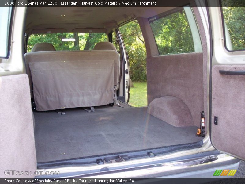  2000 E Series Van E250 Passenger Trunk