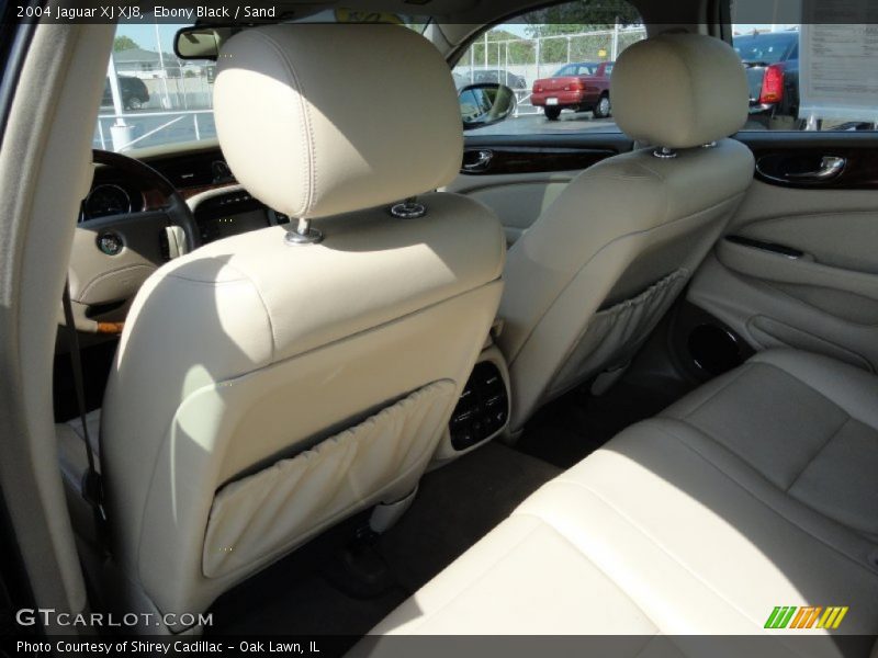 Ebony Black / Sand 2004 Jaguar XJ XJ8