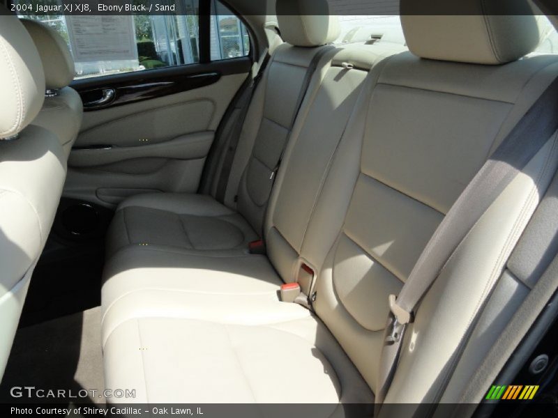 Ebony Black / Sand 2004 Jaguar XJ XJ8