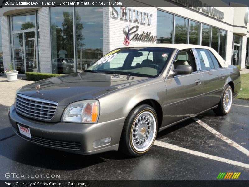 Bronzemist Metallic / Neutral Shale 2002 Cadillac DeVille Sedan