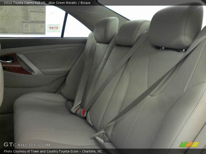 Aloe Green Metallic / Bisque 2011 Toyota Camry XLE V6
