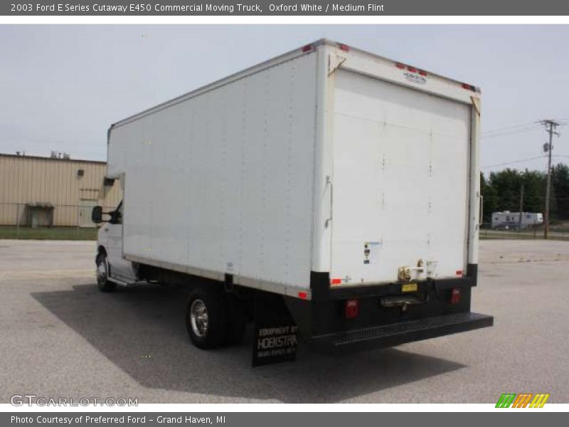  2003 E Series Cutaway E450 Commercial Moving Truck Oxford White